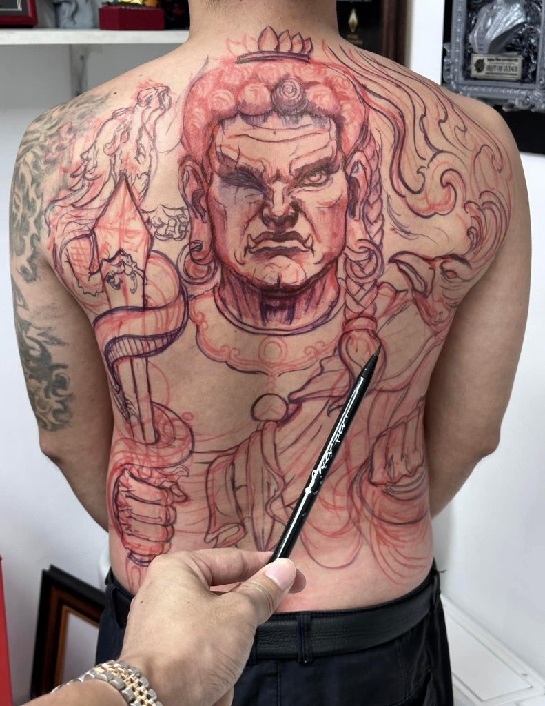 bút vẽ hình xăm sơn én