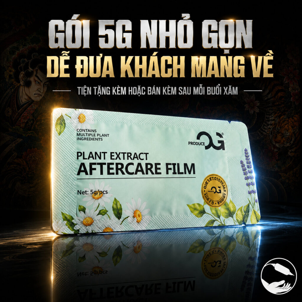 Dưỡng hình xăm OG Plant Extract Aftercare Film là sản phẩm chăm sóc sau xăm dạng gói, hỗ trợ làm mềm da, giữ ẩm bề mặt hình xăm và tạo lớp film mỏng sau khi thoa, giúp hạn chế bụi bẩn bám trực tiếp lên vùng da mới xăm.