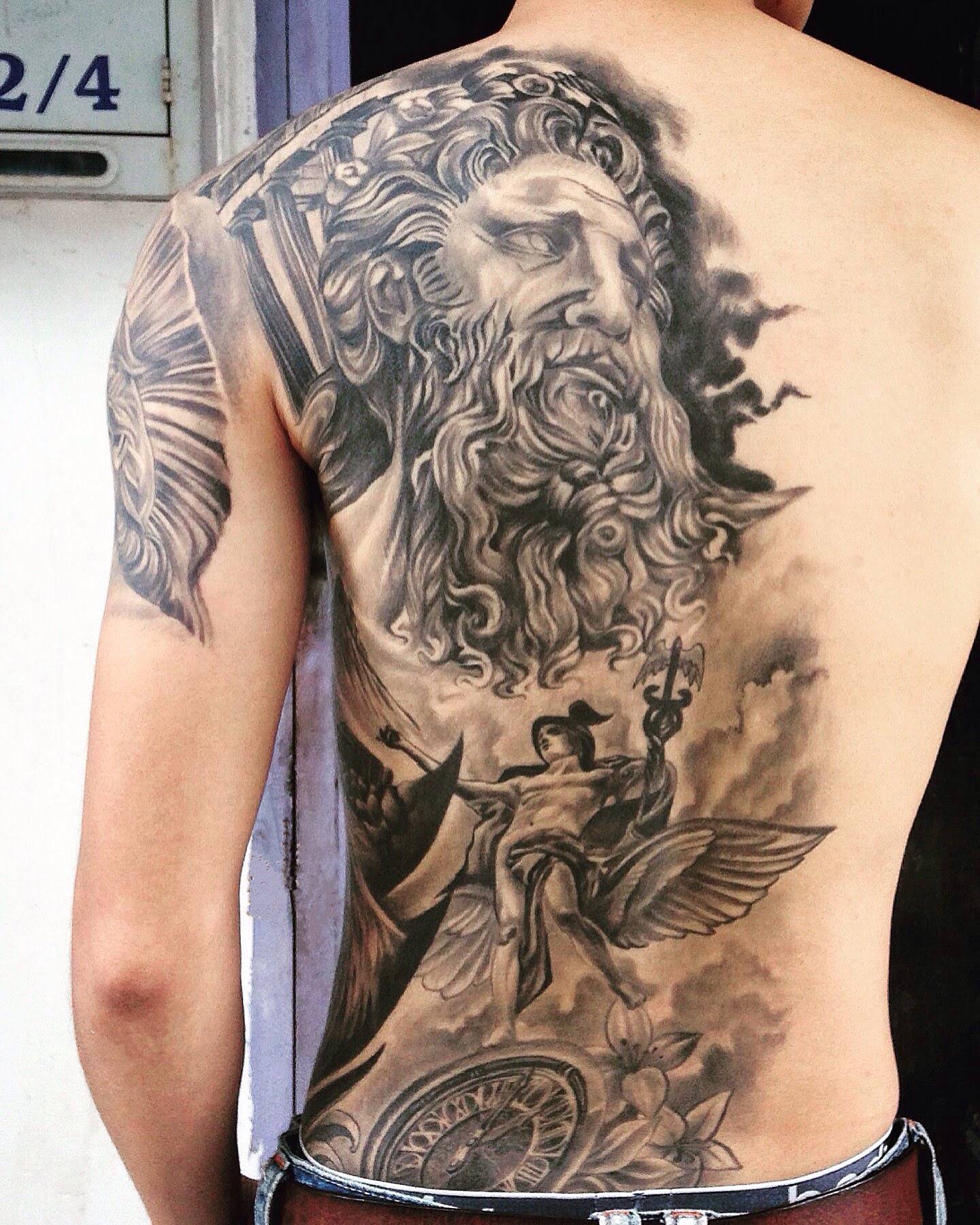 huong-dan-tim-mau-hinh-xam-dep-va-doc-dao-danh-cho-tho-xam-5