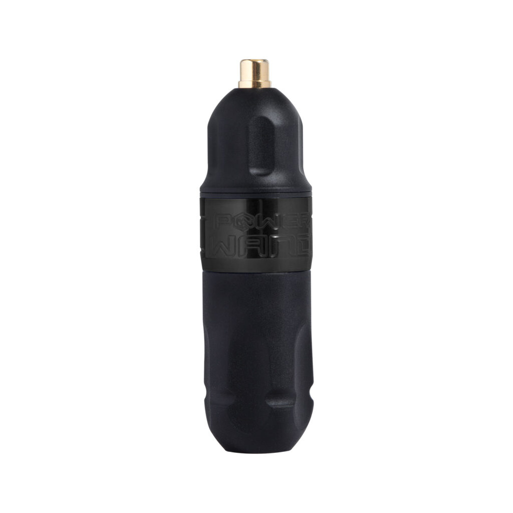 bishop-pwand_liner_2 Bộ pin không dây Critical / Bishop x Critical cho máy xăm, gồm pin, bộ điều khiển, dây sạc, adapter và hộp đựng. Phù hợp cho thợ xăm muốn làm việc gọn gàng hơn, hạn chế vướng dây nguồn và thao tác linh hoạt trong quá trình đi nét, đánh bóng, vào màu.