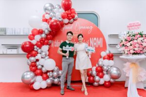 Chu Thị Hà trong ngày khai trương Nha khoa Quốc tế Nami