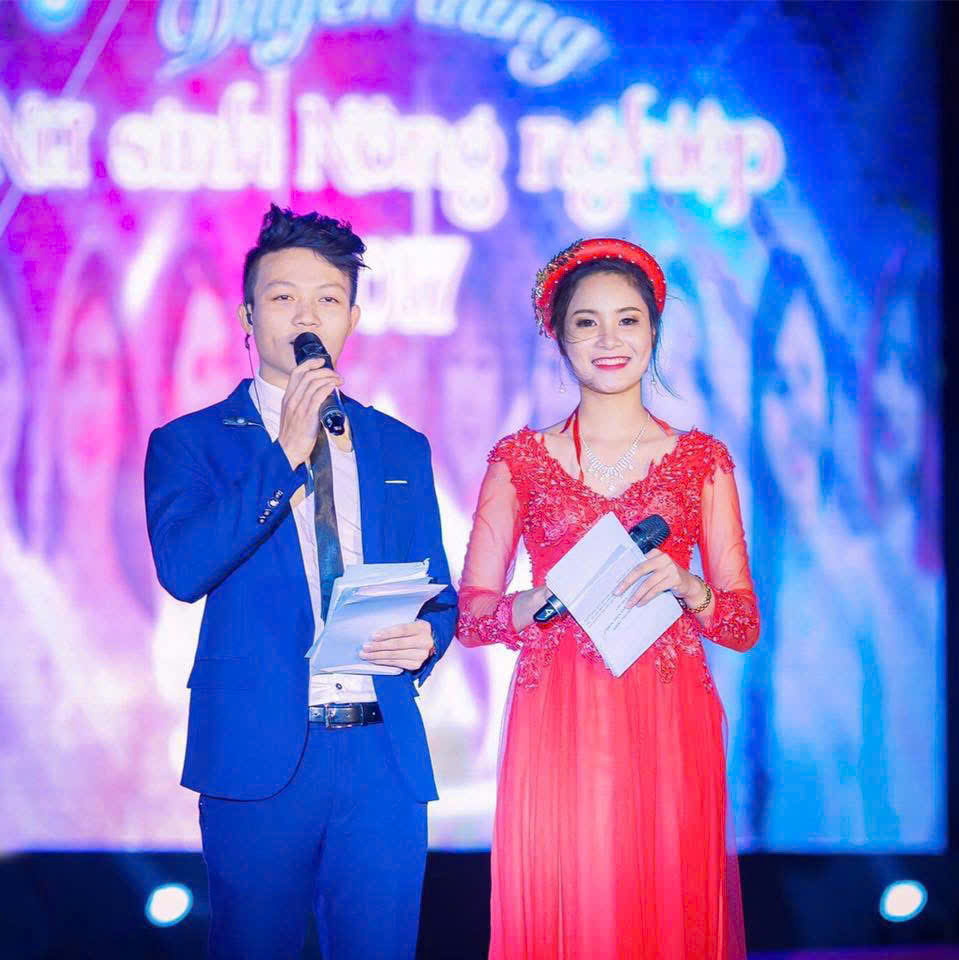 Chu Thị Hà thời làm MC dẫn chương trình sự kiện