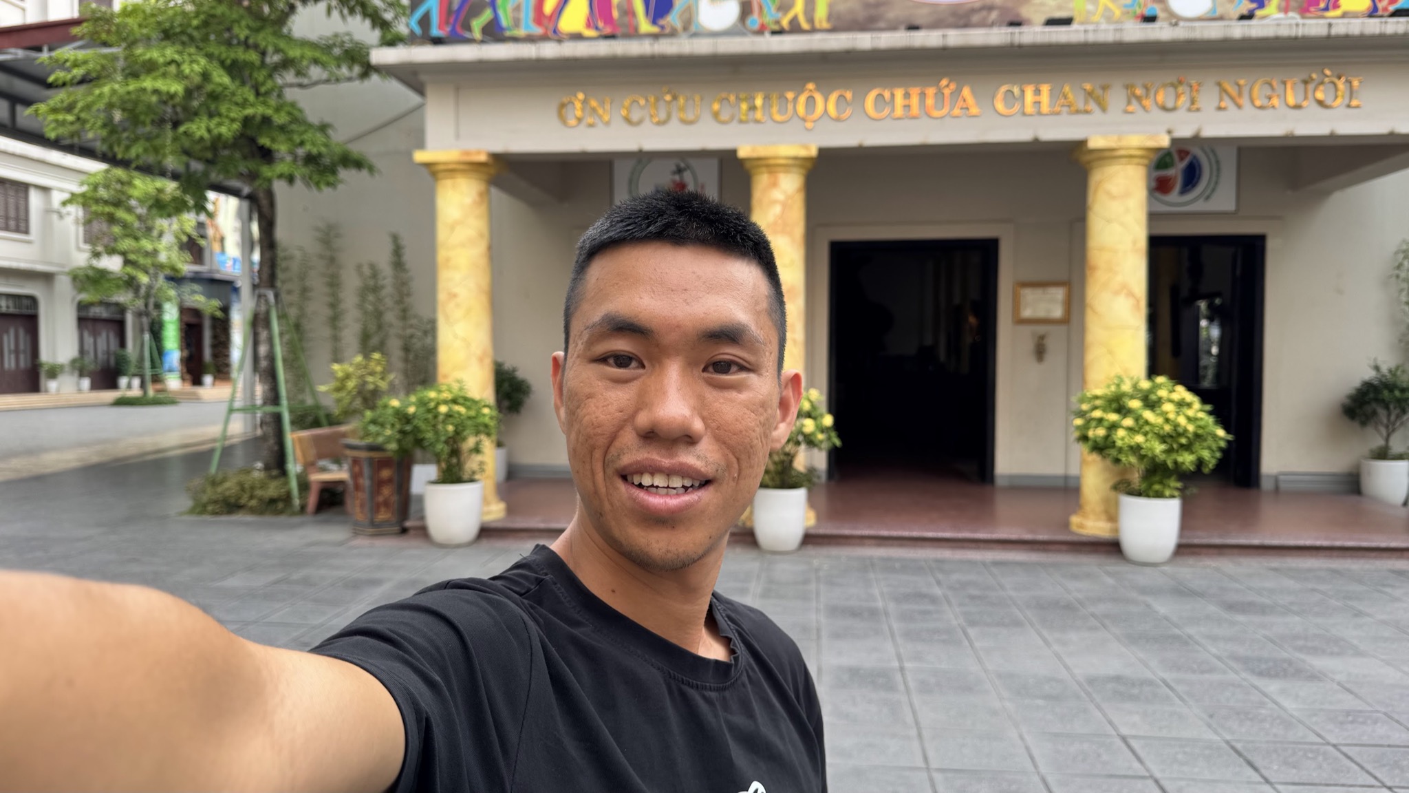 Thiện trong cuộc sống đời thường — người khát tự do, mê đường dài xuyên Việt